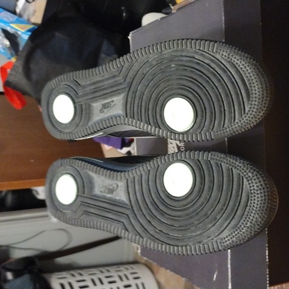 Nike Air Force 1. 07 LV8 black cool gray. Size 9 - Picture 6 of 8